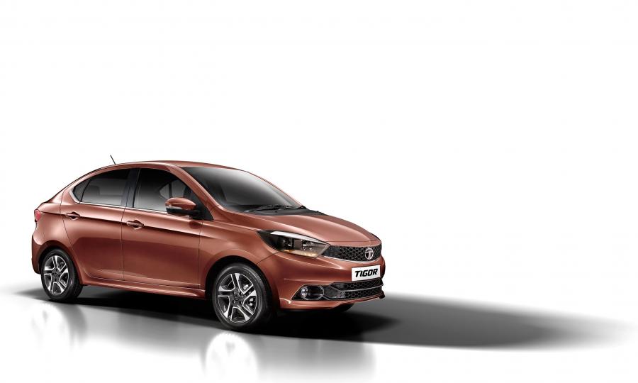  Tata Tigor 2017 года  (фото 1 из 3)